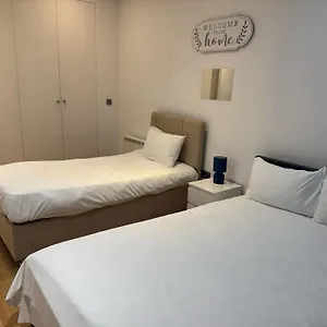 Pensión Comfortable - Cosy - Budget In Center